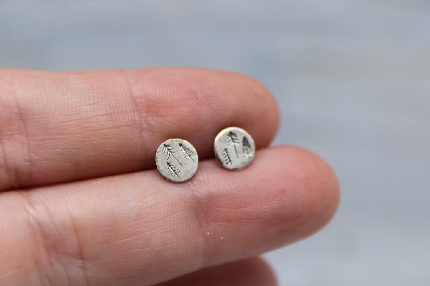 6mm Stamped Studs