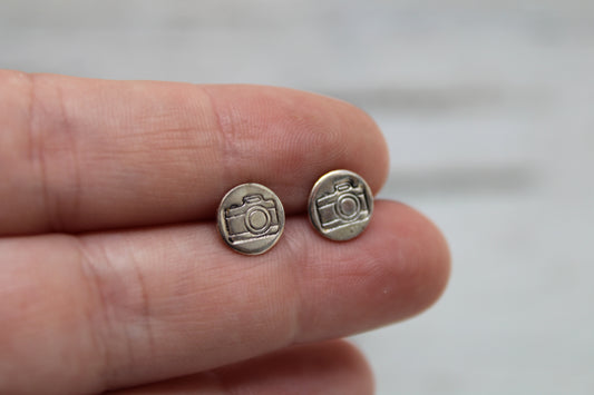8mm Stamped Studs