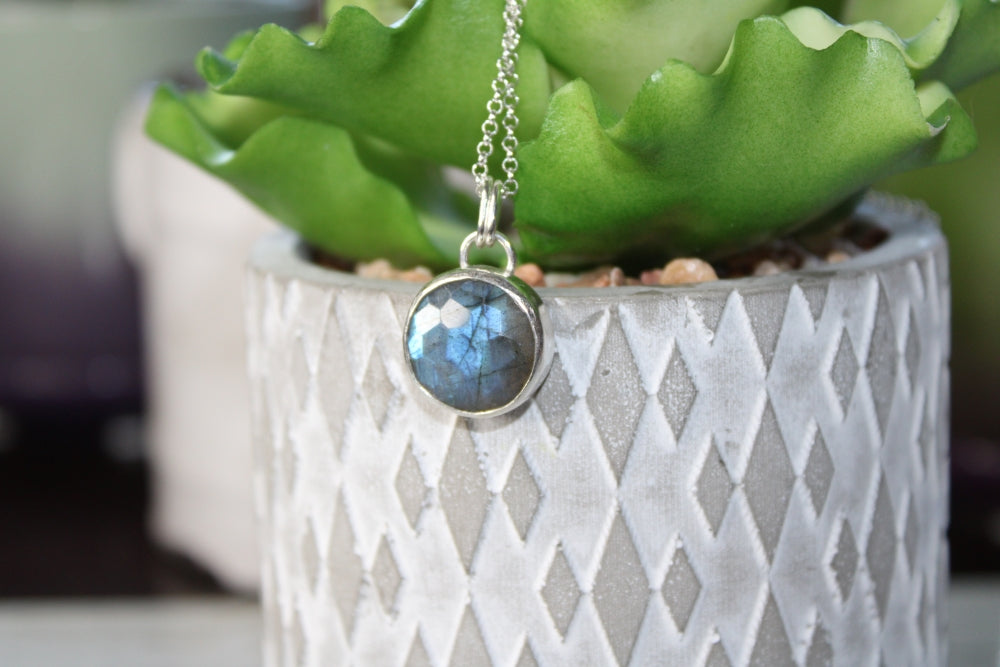 Honeycomb Labradorite Necklace