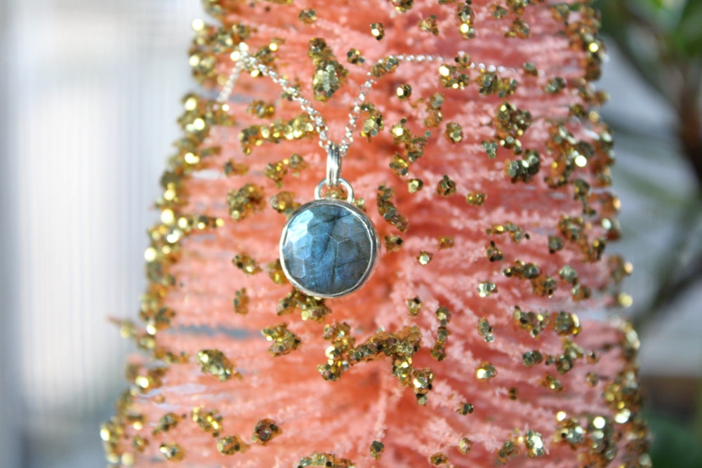 Honeycomb Labradorite Necklace