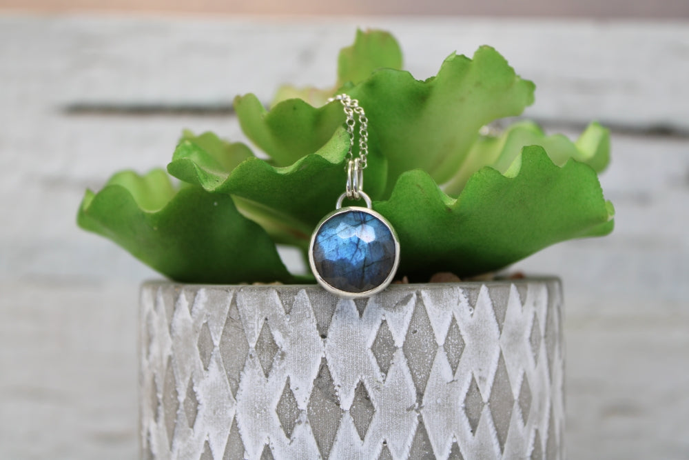 Honeycomb Labradorite Necklace