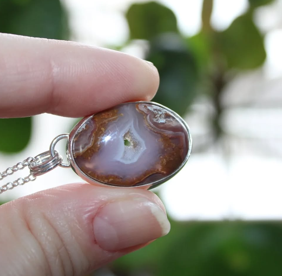 Agua Nueva Agate Necklace