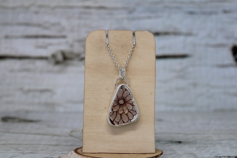 Floral Sea Pottery Necklace