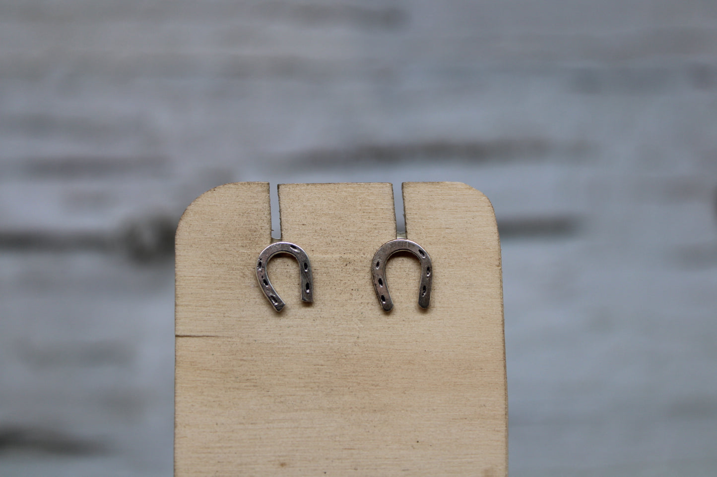 Horseshoe Studs