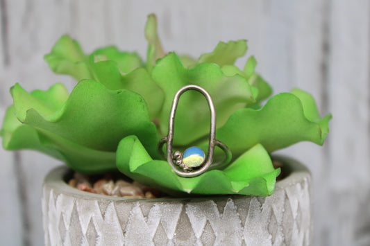 Open Oval Ring with Opal (Imitation)