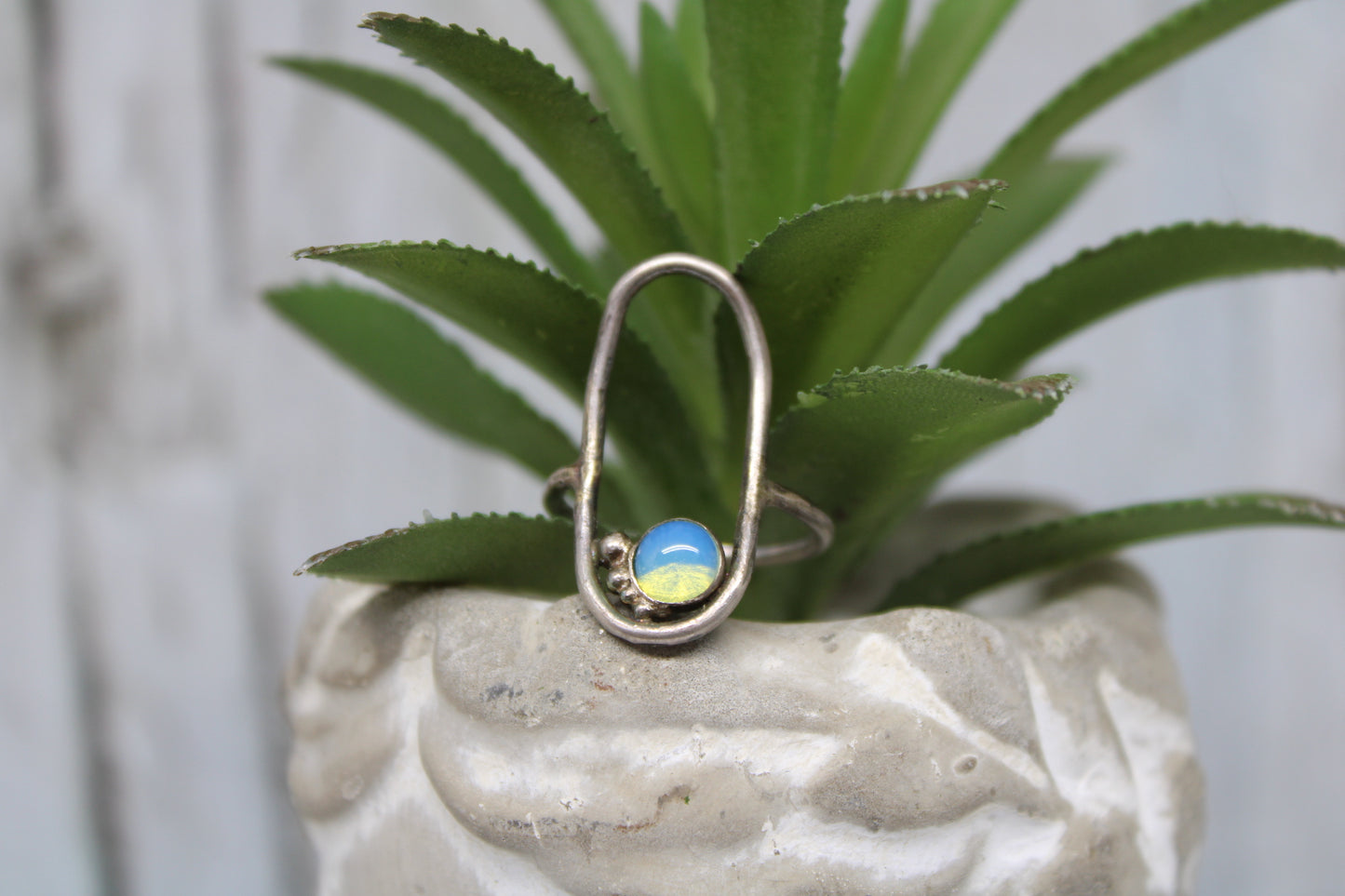 Open Oval Ring with Opal (Imitation)