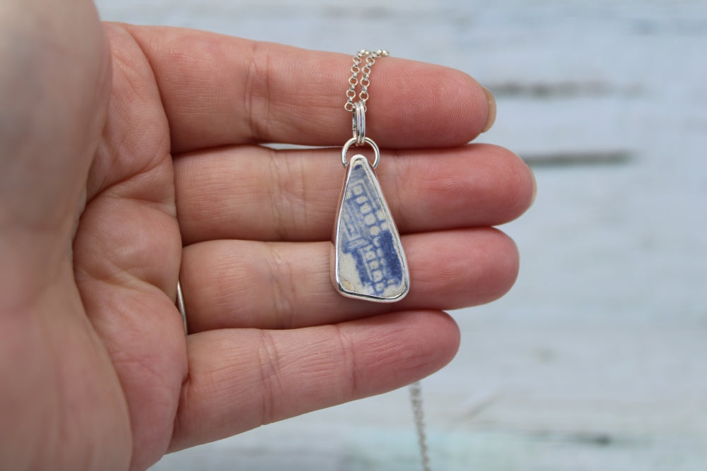 White And Blue Sea Pottery Necklace