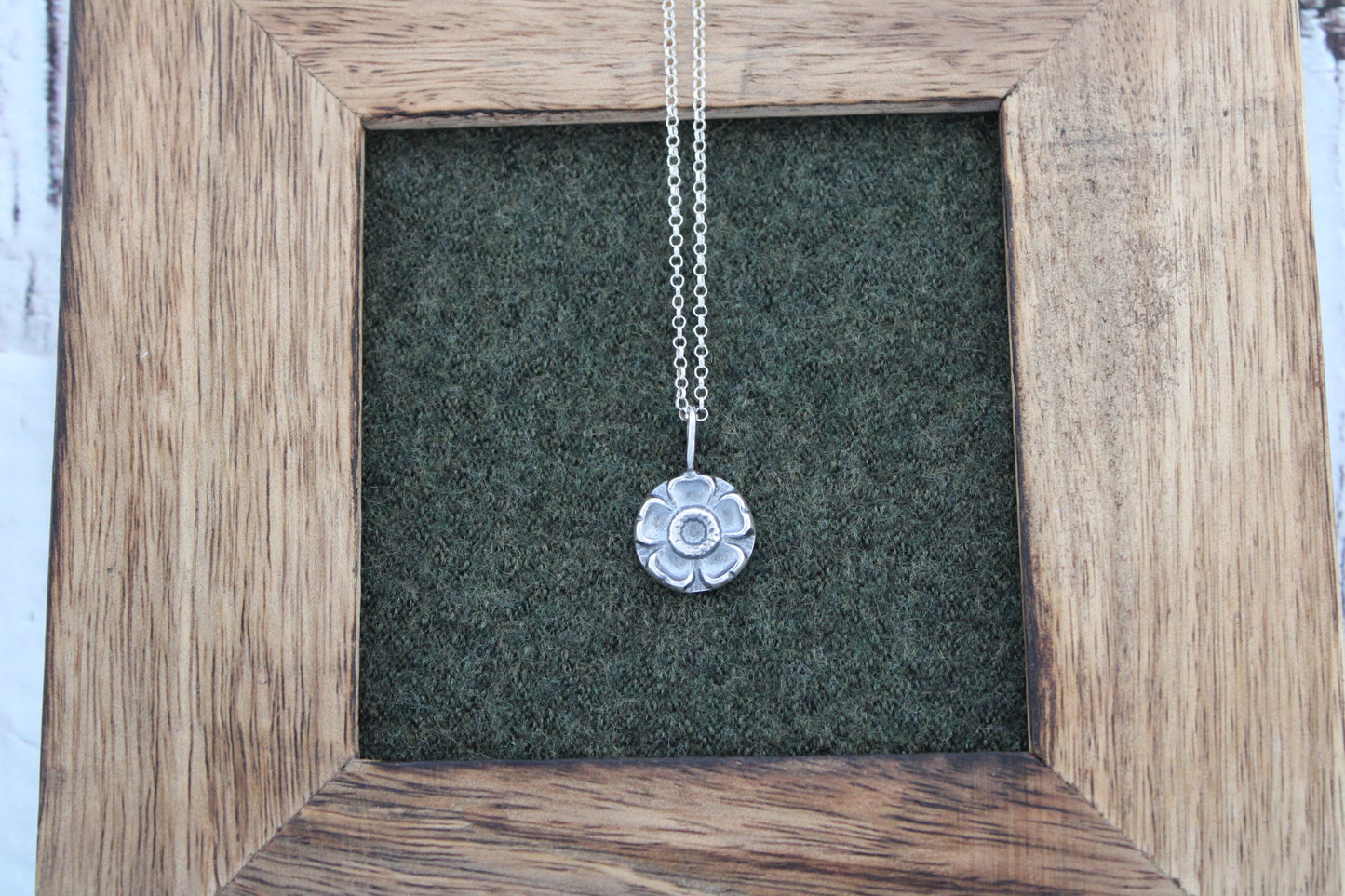 Flower Button Necklace