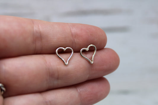 Open Heart Studs