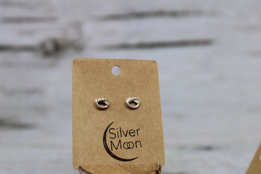 Knot Studs